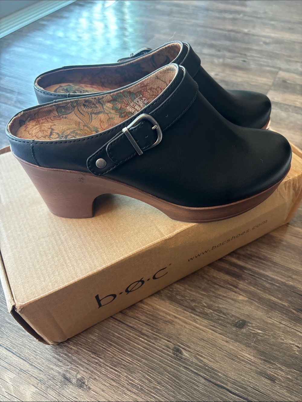 b.o.c. Women’s Black Leather Adel Clog Mules with Wood-Tone Platform Heel